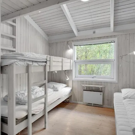 Awesome In W/ Sauna And 4 Bedrooms Tatil Evi